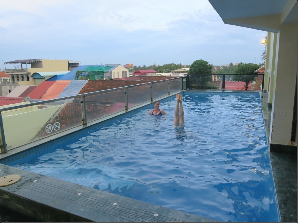La piscine du Seng Hout hôtel