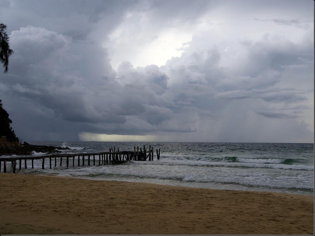 Koh Rong Sanloem, lazy beach