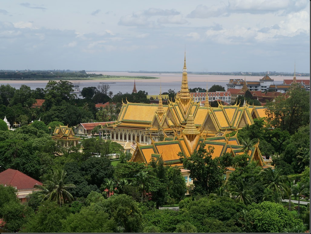 Le palais royal depuis le toit du Okay Boutique Hotel